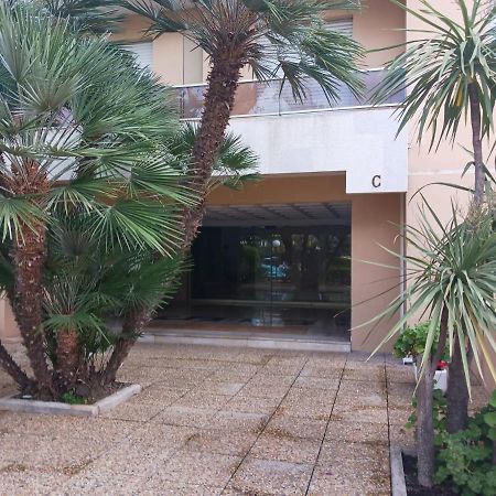 Rez-De-Jardin Grand Studio Lägenhet Cros-de-Cagnes Exteriör bild