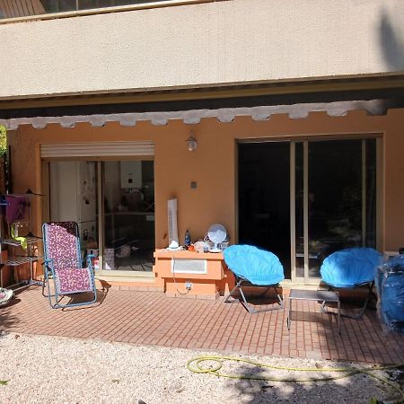 Rez-De-Jardin Grand Studio Lägenhet Cros-de-Cagnes Exteriör bild