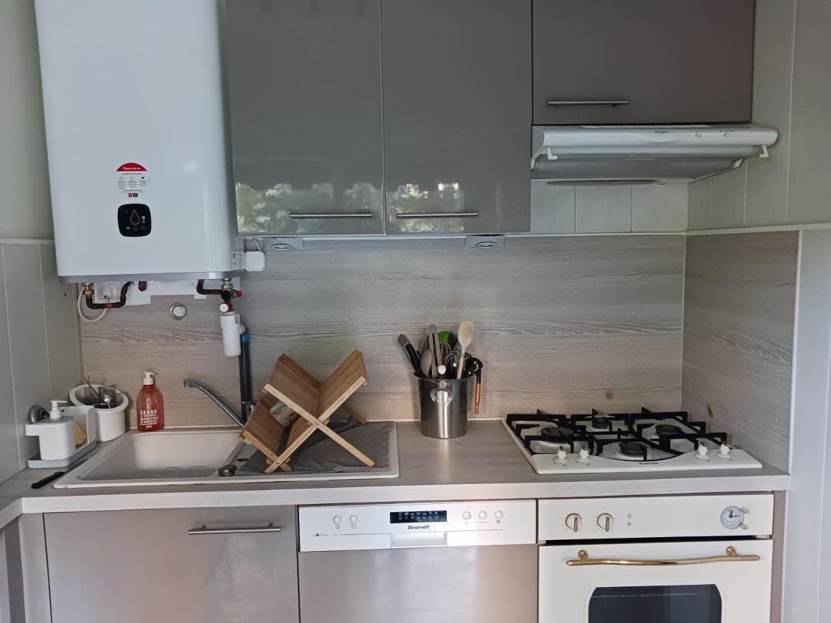 Rez-De-Jardin Grand Studio Lägenhet Cros-de-Cagnes Exteriör bild