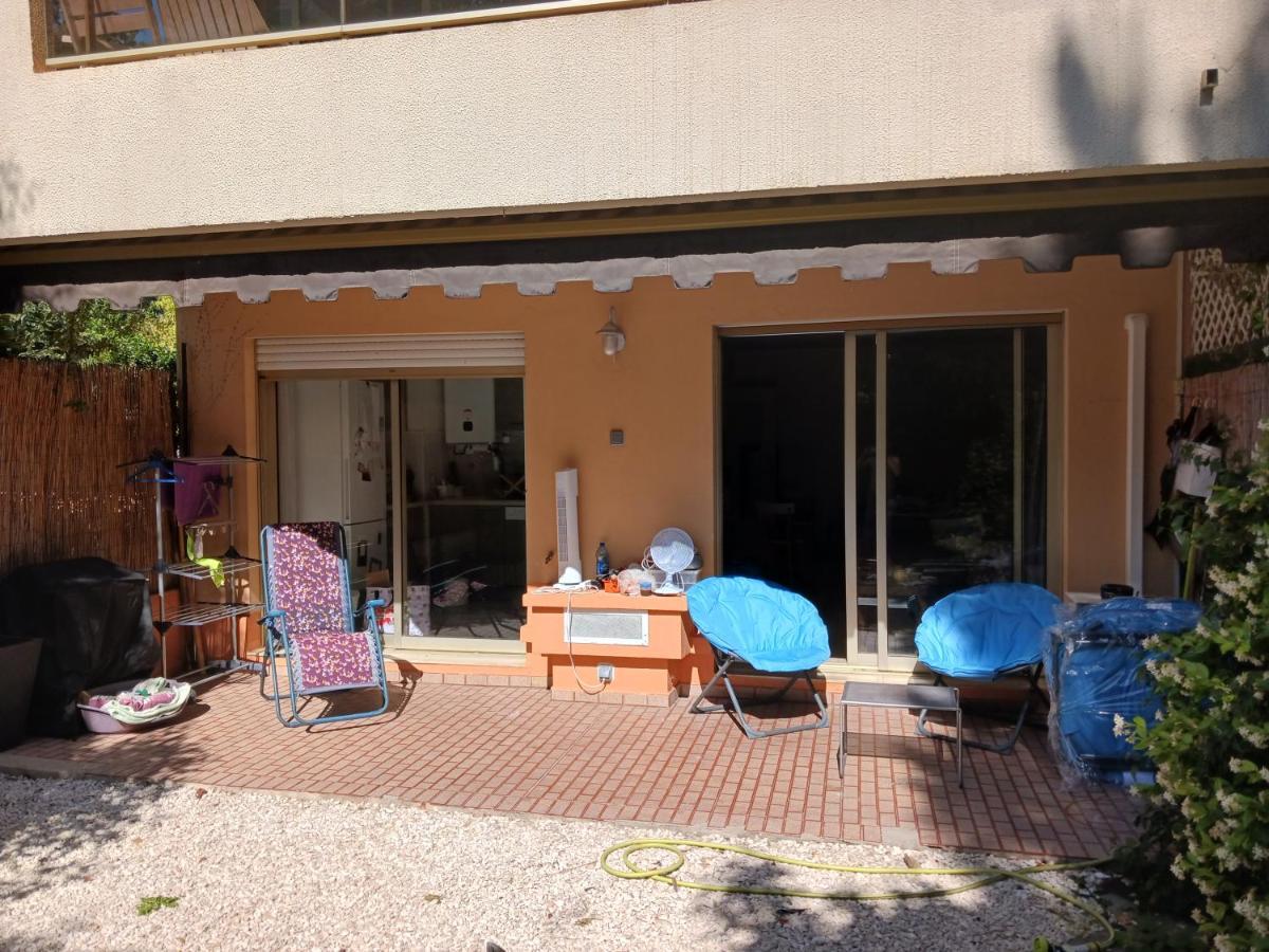 Rez-De-Jardin Grand Studio Lägenhet Cros-de-Cagnes Exteriör bild