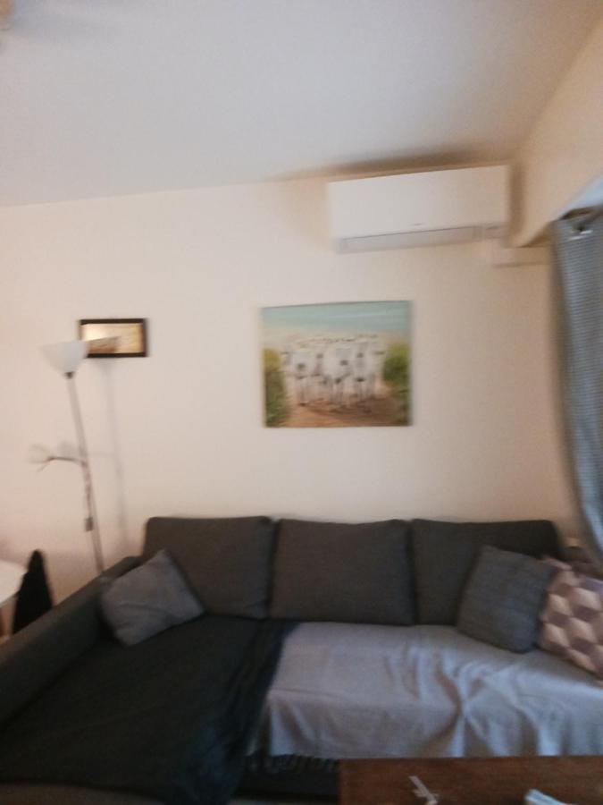 Rez-De-Jardin Grand Studio Lägenhet Cros-de-Cagnes Exteriör bild